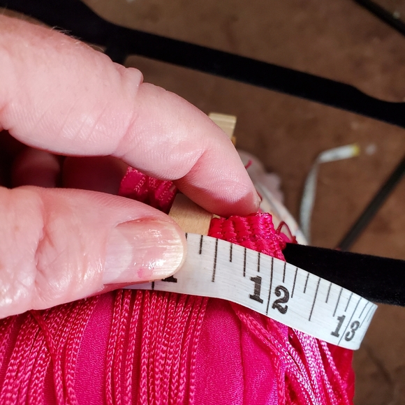 Showpo Siofra Hot Pink 4 Tier Fringe Mini Skirt Sz 0 - Picture 8 of 11